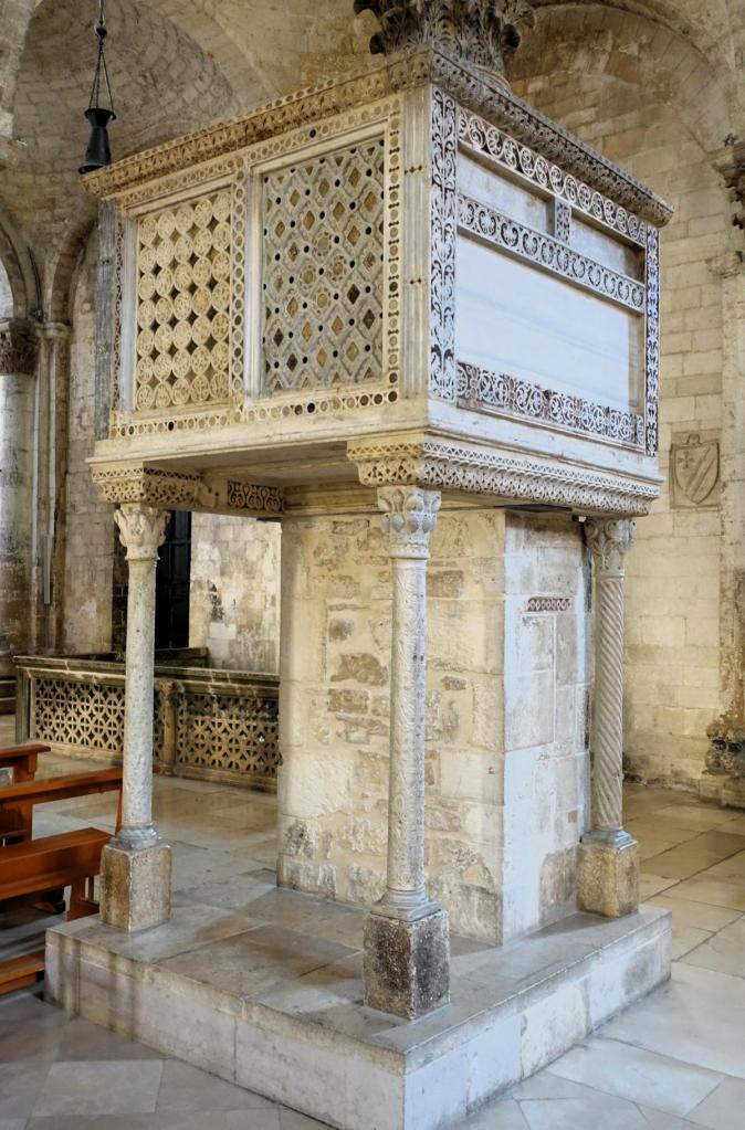 Bitonto: Kathedrale Kanzel (2026)