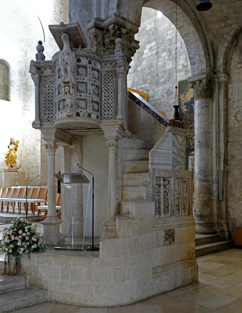 Bitonto: Kathedrale Ambo des Meisters Nicolaus (2026)