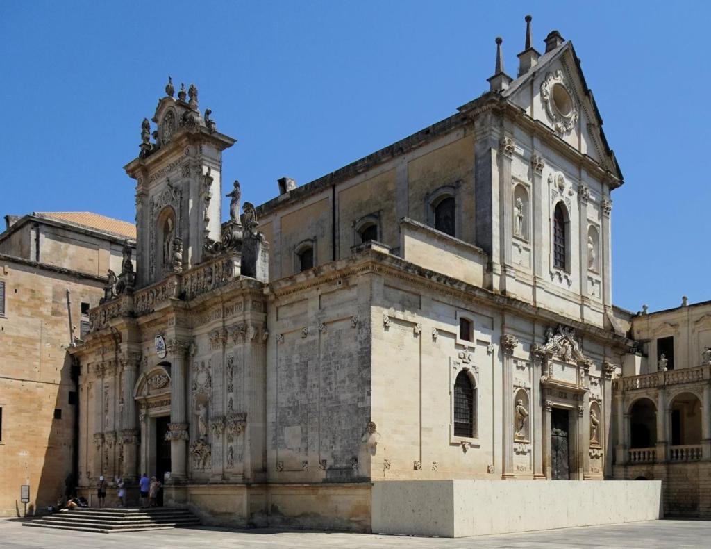 Lecce: Dom (2026)