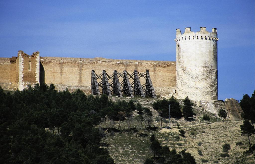 Lucera: Kastell (2001)