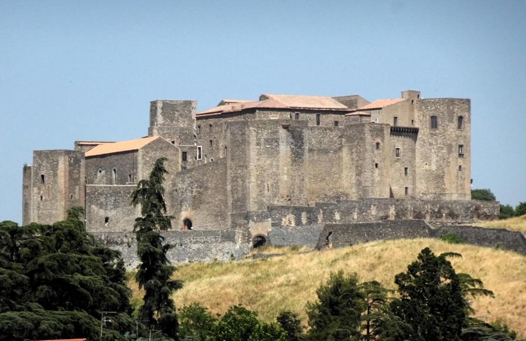 Melfi: Burg (2026)