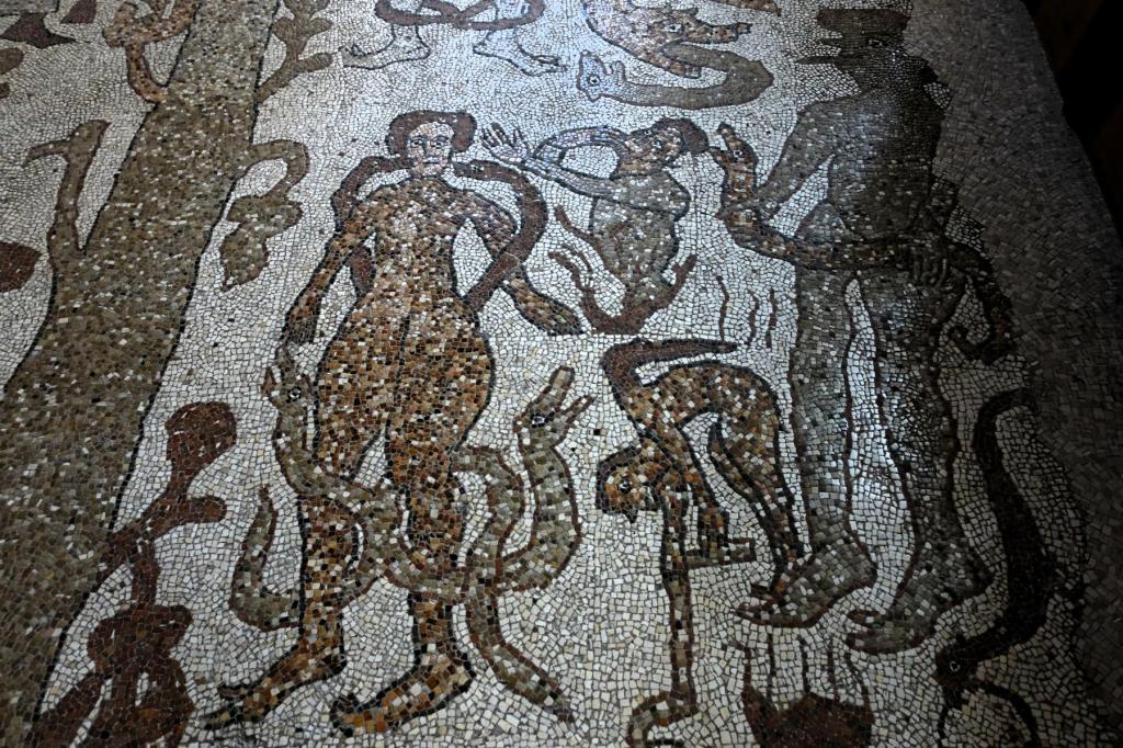 Otranto: Kathedrale Mosaikfußboden Querschiff links (2026)