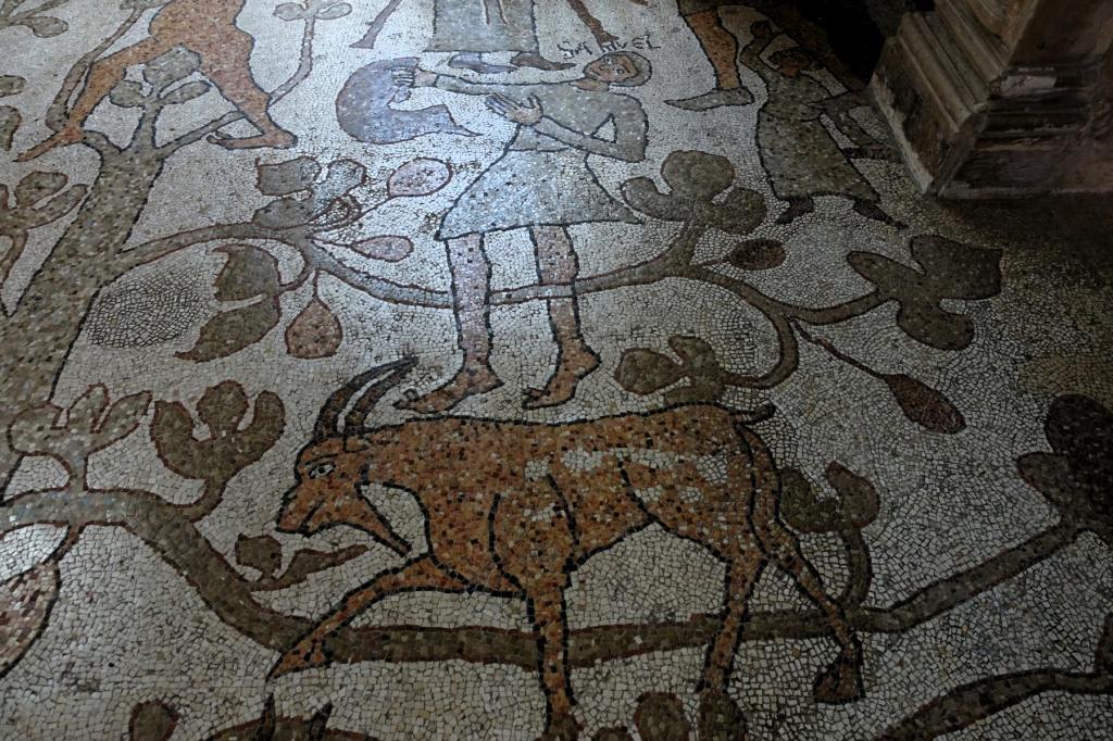 Otranto: Kathedrale Mosaikfußboden Querschiff rechts (2026)