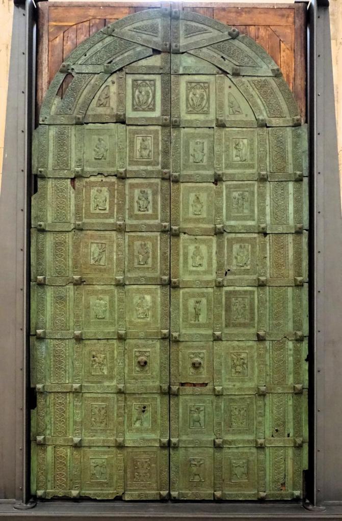 Trani: Kathedrale Hauptportal Bronzetür (2026)