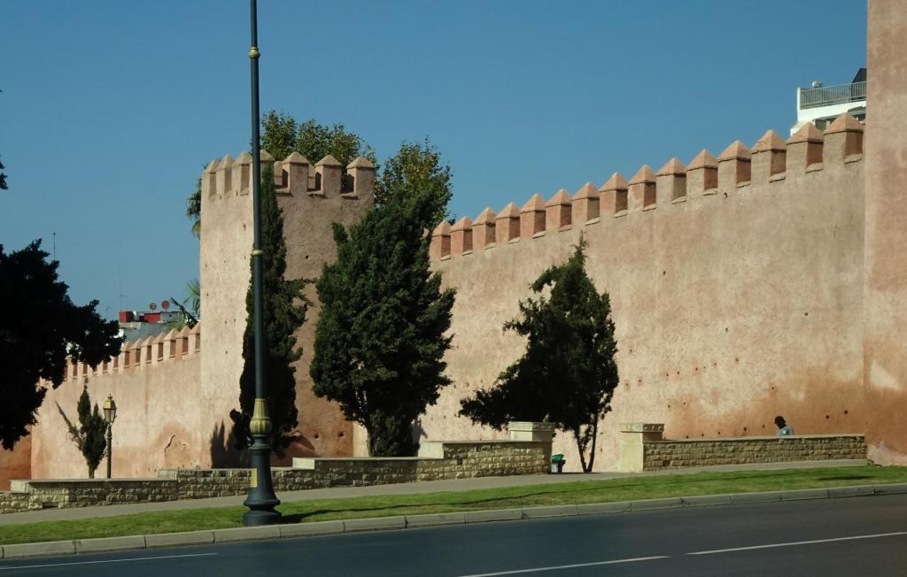 Rabat: Almohadenmauer (2026)
